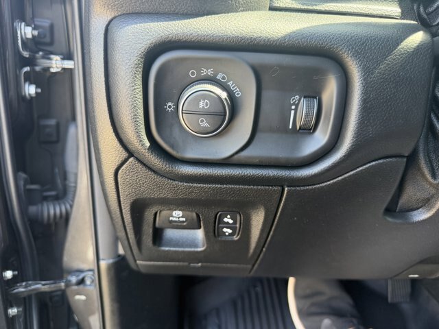 Used 2020 RAM 1500 Rebel AWD/4WD image 12