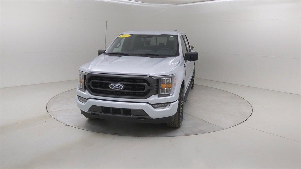 Certified 2022 Ford F150 XLT w/ Equipment Group 302A High image 9