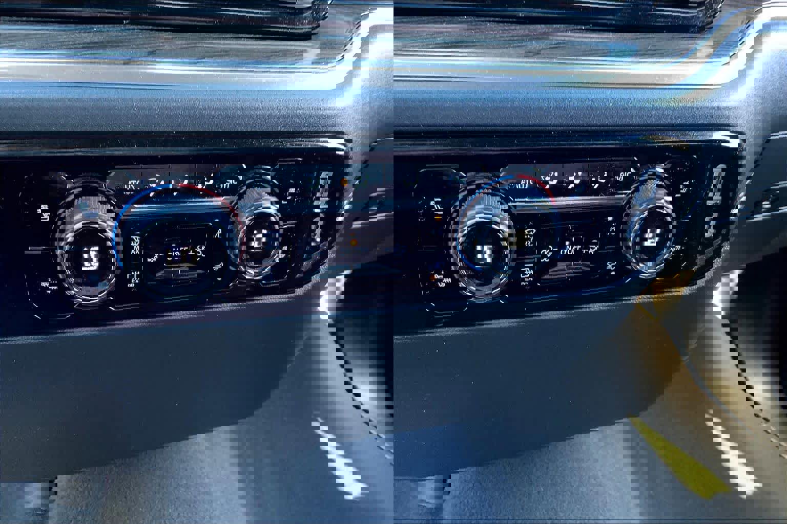 Used 2024 Chevrolet Silverado 1500 LT w/ Protection Package image 29