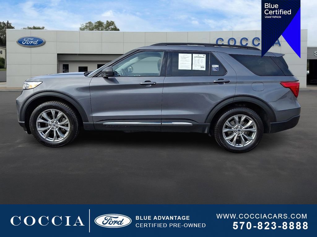 Certified 2022 Ford Explorer XLT w/ Equipment Group 202A image 2