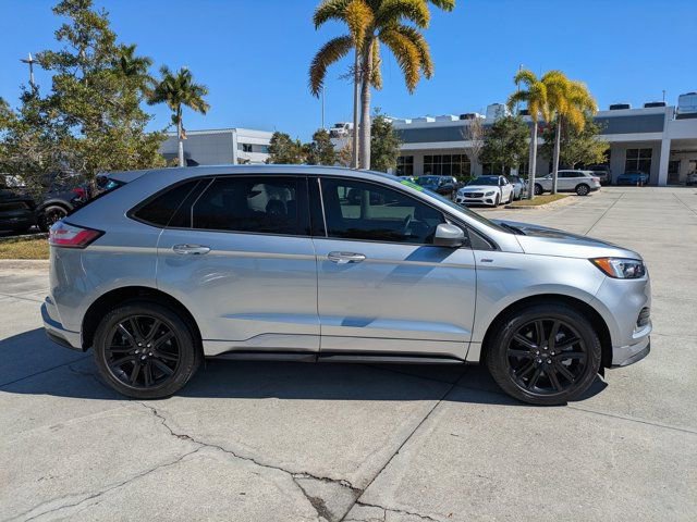 Certified 2024 Ford Edge ST-Line image 5