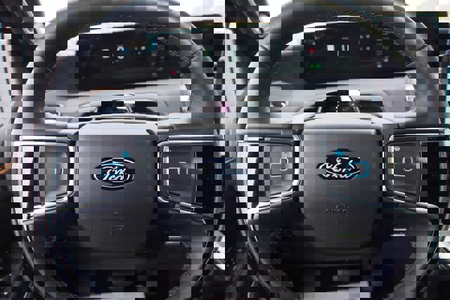 Certified 2025 Ford Expedition Tremor image 25