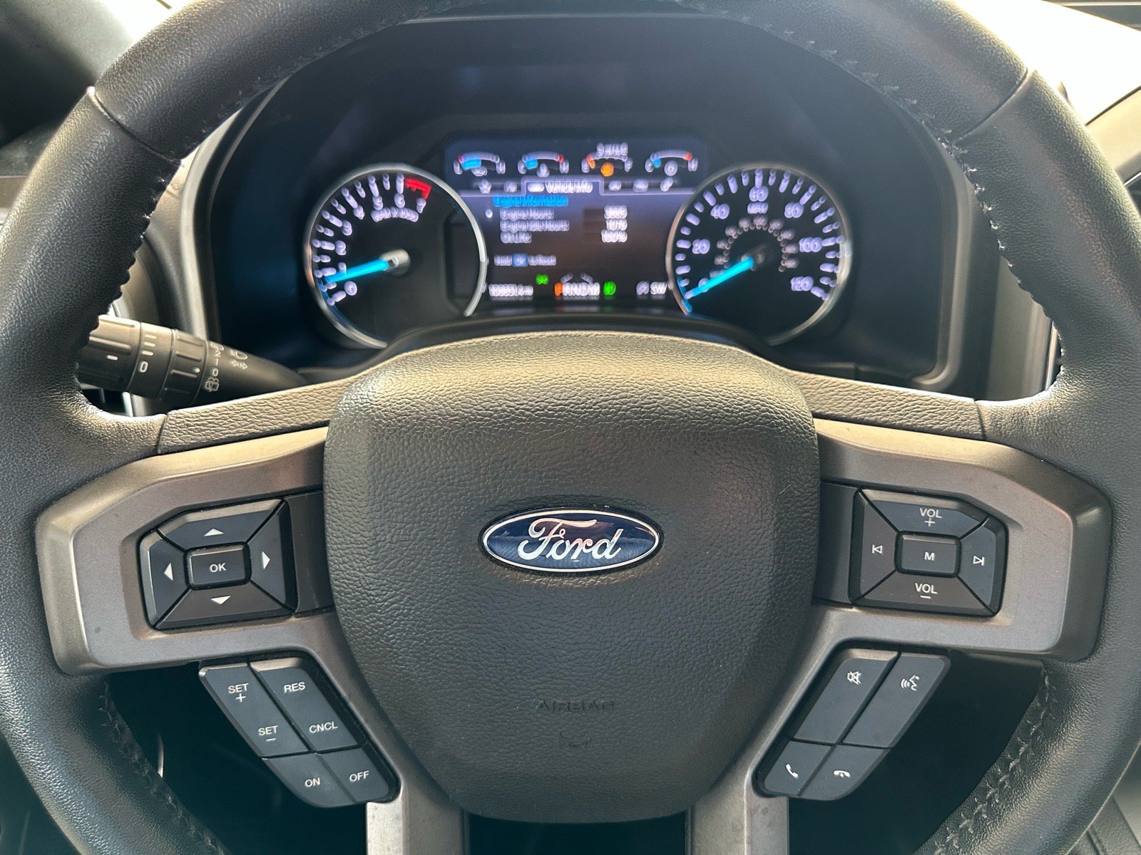 Certified 2020 Ford Expedition XLT w/ Equipment Group 202A AWD/4WD image 36