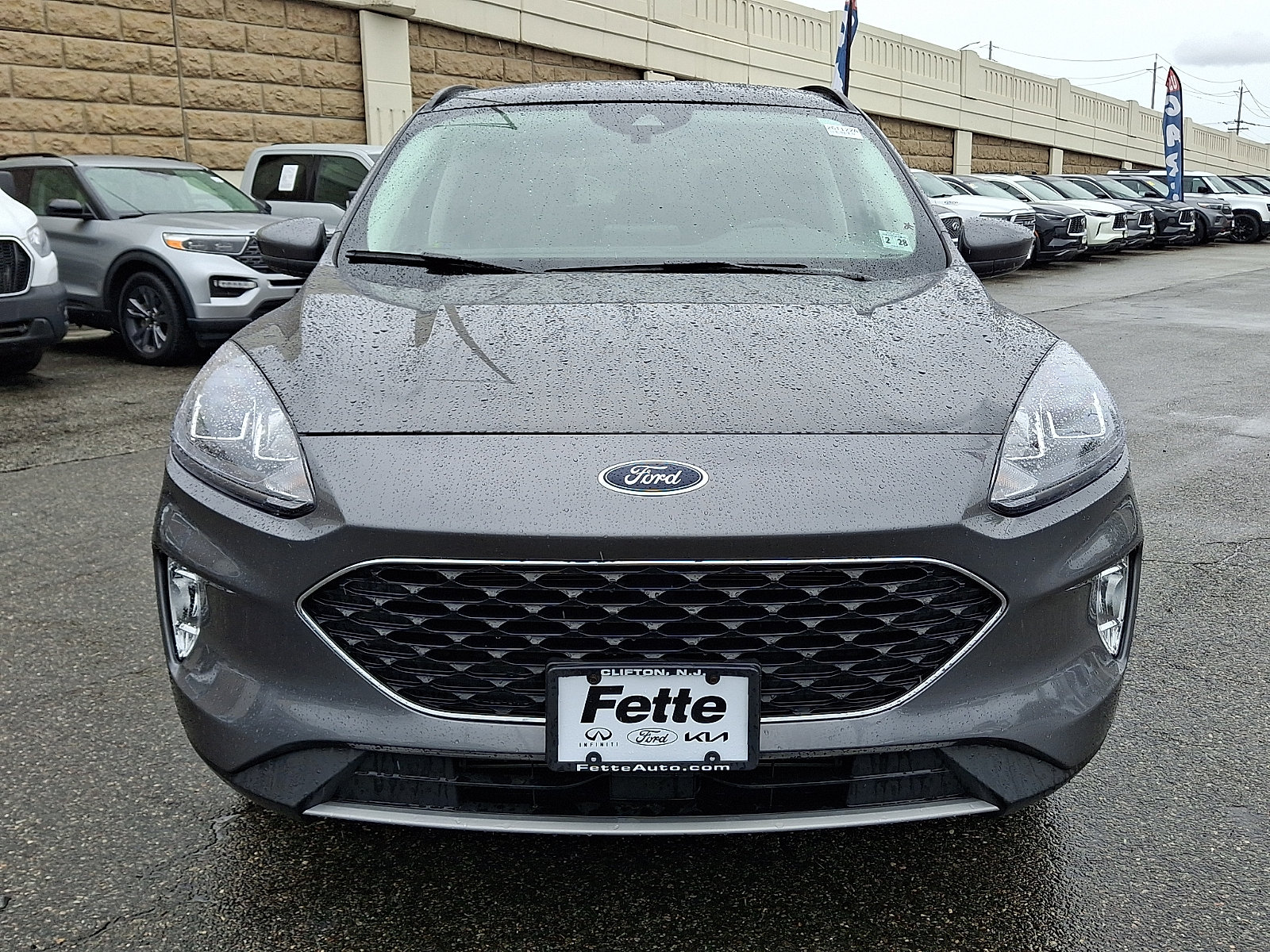Certified 2022 Ford Escape SEL AWD/4WD image 2