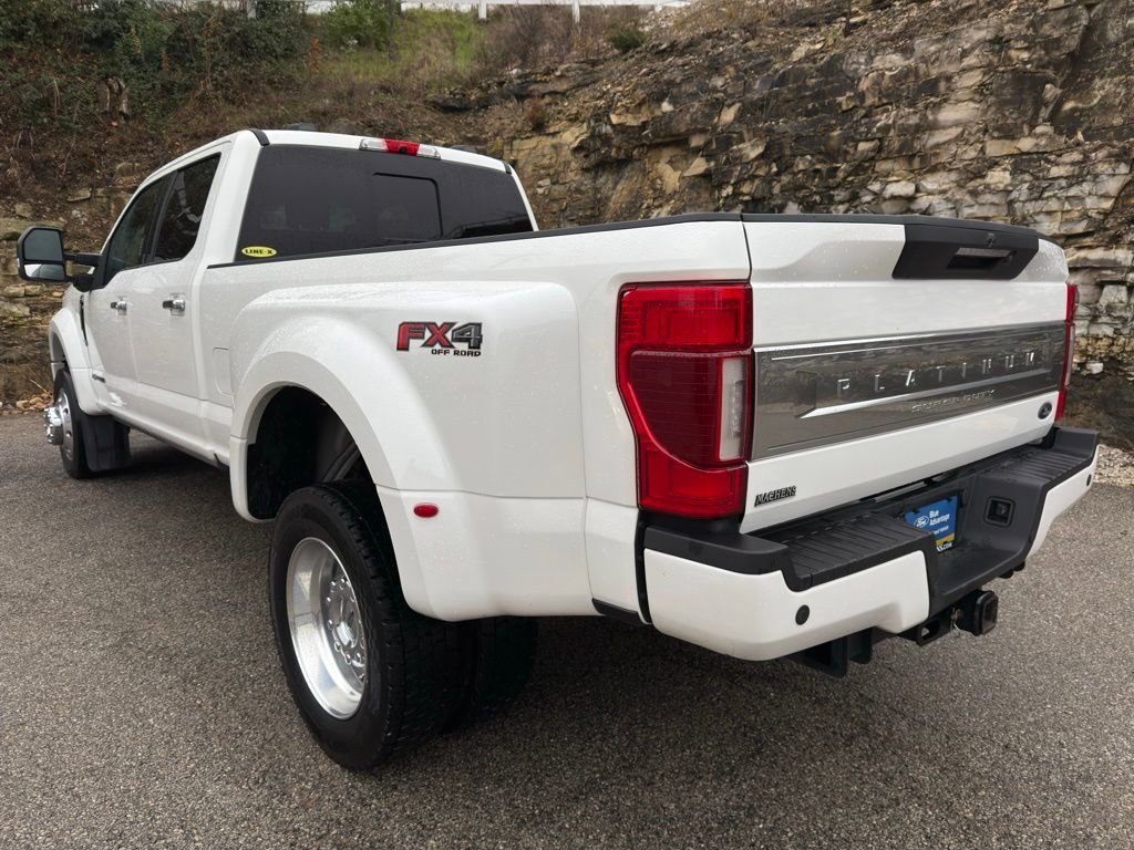 Certified 2021 Ford F450 Platinum w/ FX4 Off-Road Package image 3