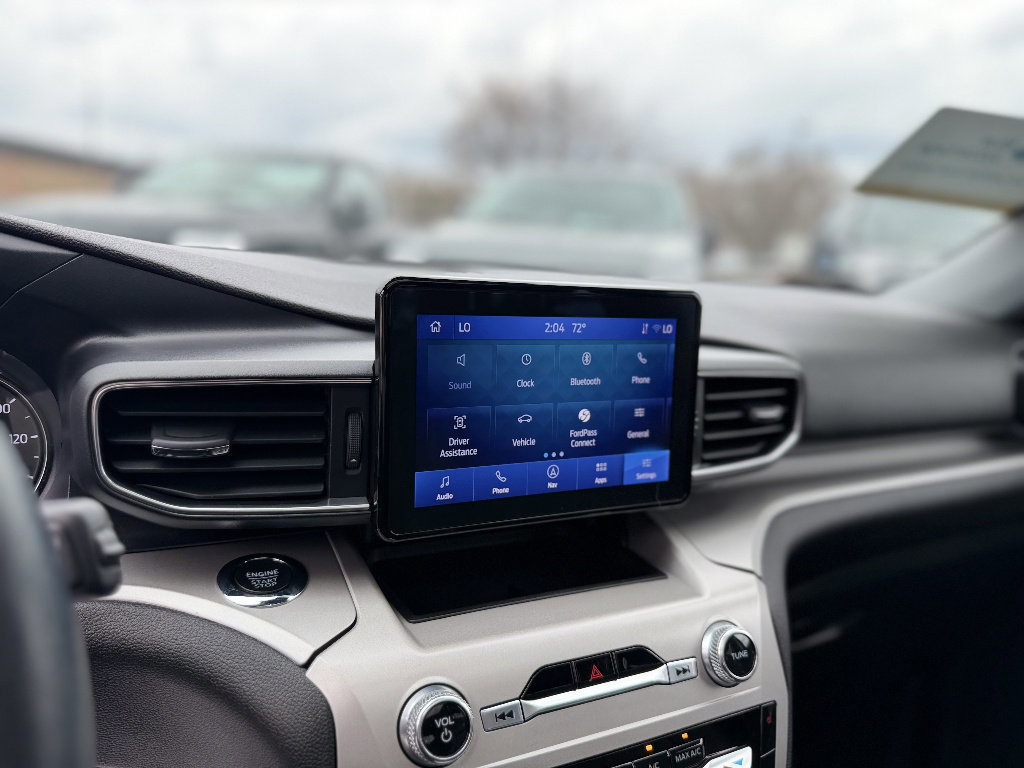 Certified 2022 Ford Explorer XLT w/ Equipment Group 202A image 20