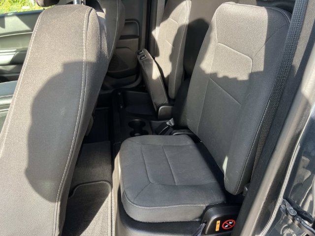 Used 2020 Chevrolet Colorado LT w/ LT Convenience Package AWD/4WD image 17