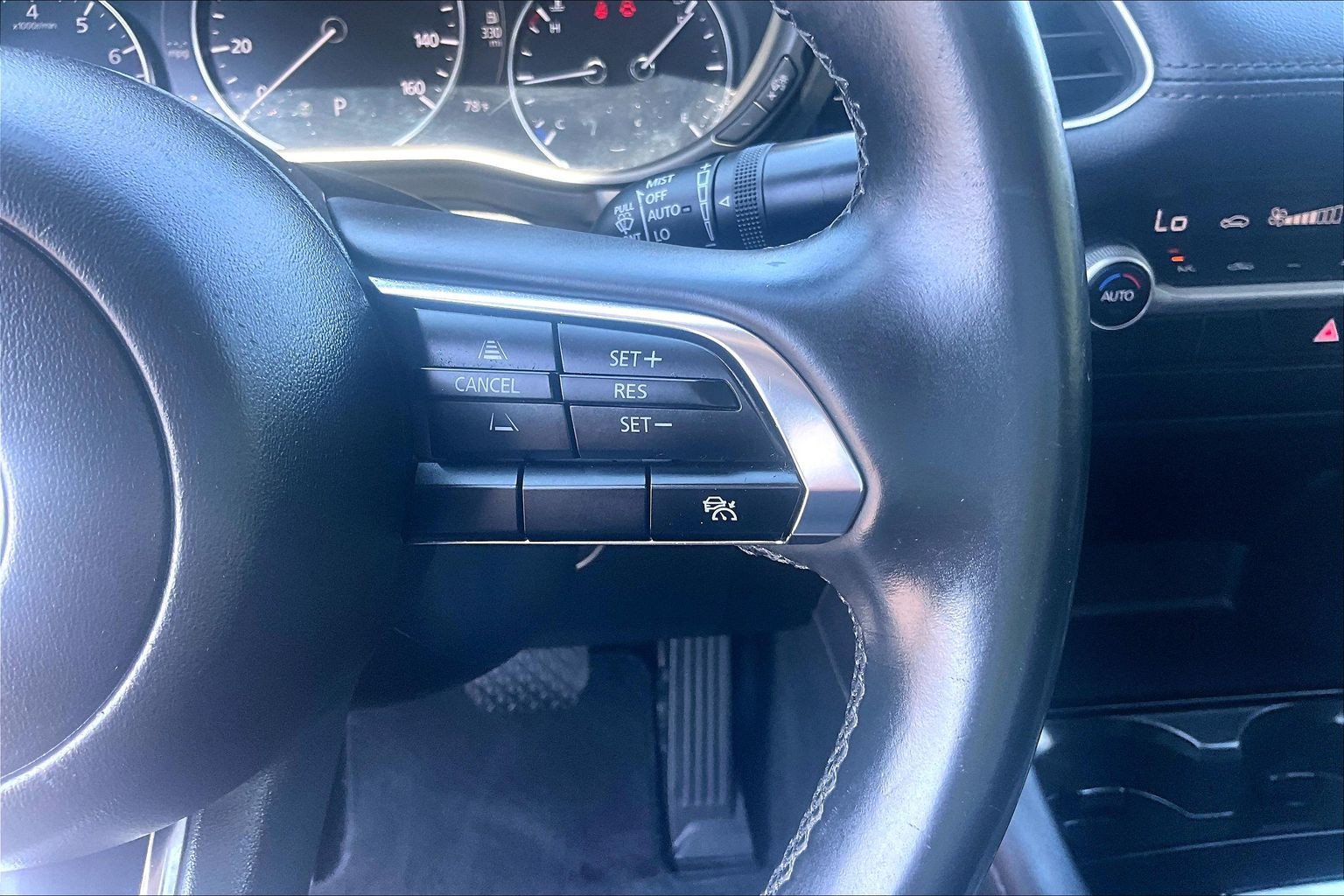 Used 2024 MAZDA MAZDA3 s FWD image 20
