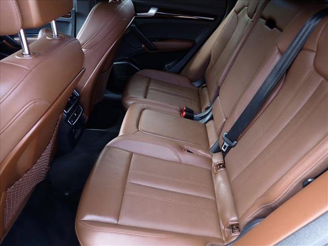 Used 2018 Audi Q5 2.0T Premium Plus w/ Premium Plus Package AWD/4WD image 10