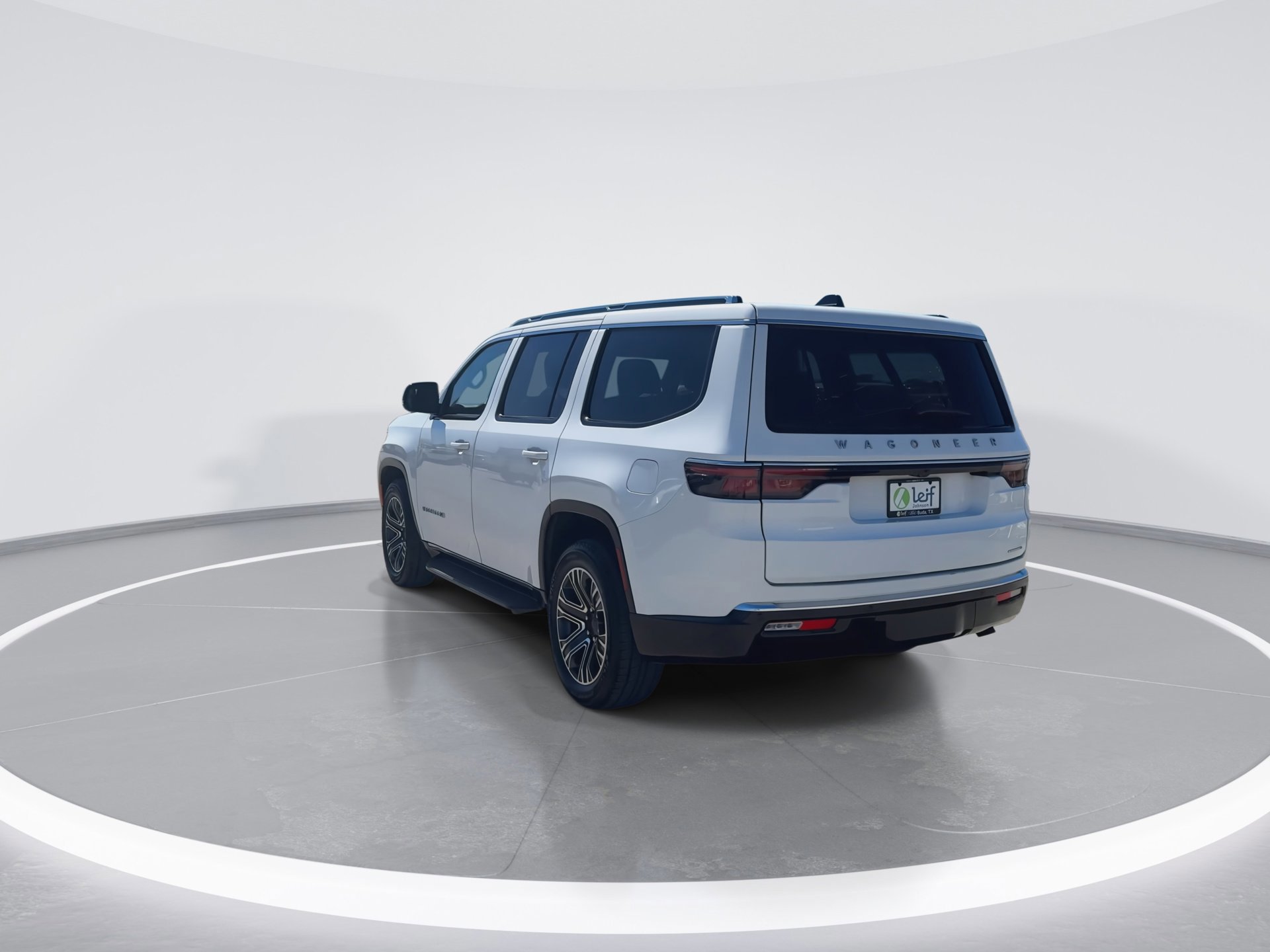 Used 2024 Jeep Wagoneer Series II w/ Flexible Seating Group image 6