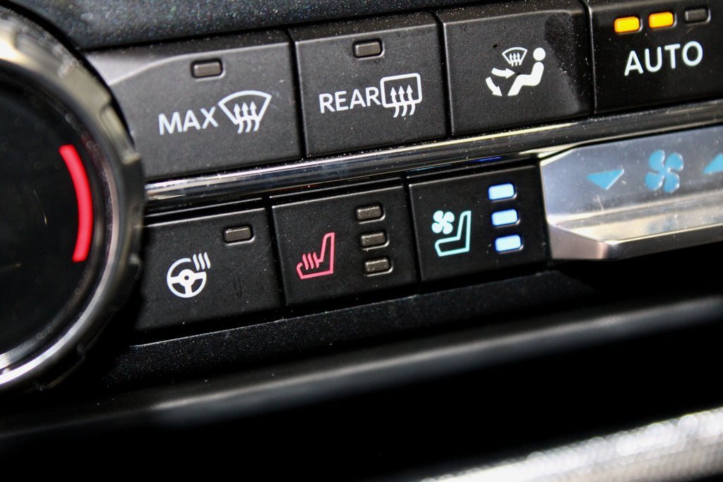 Certified 2024 Ford F150 Platinum w/ Equipment Group 702A High image 12