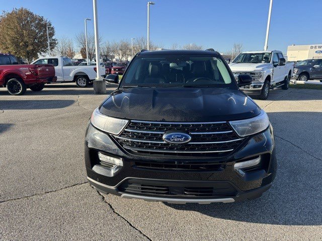 Certified 2023 Ford Explorer XLT w/ Equipment Group 202A image 7