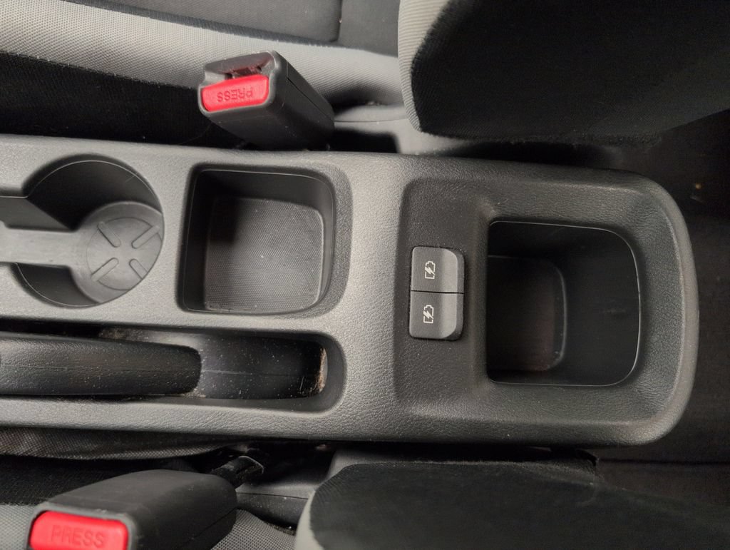 Used 2025 Nissan Versa S FWD image 38
