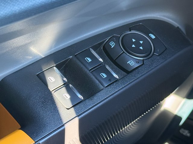 Certified 2025 Ford Maverick Tremor AWD/4WD image 24