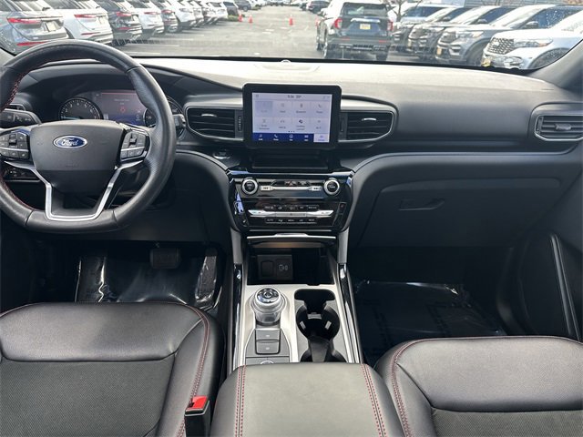 Certified 2022 Ford Explorer ST-Line w/ Class IV Trailer Tow Package image 16