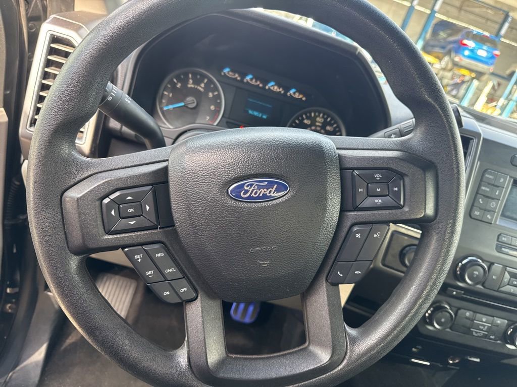 Certified 2018 Ford F150 XLT image 9