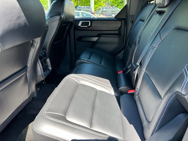 Certified 2025 Ford Bronco Outer Banks w/ Sasquatch Package AWD/4WD image 35
