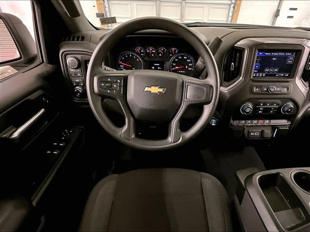 Used 2024 Chevrolet Silverado 1500 Custom AWD/4WD image 5