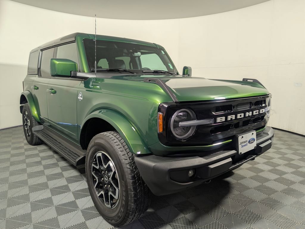 Certified 2025 Ford Bronco Outer Banks