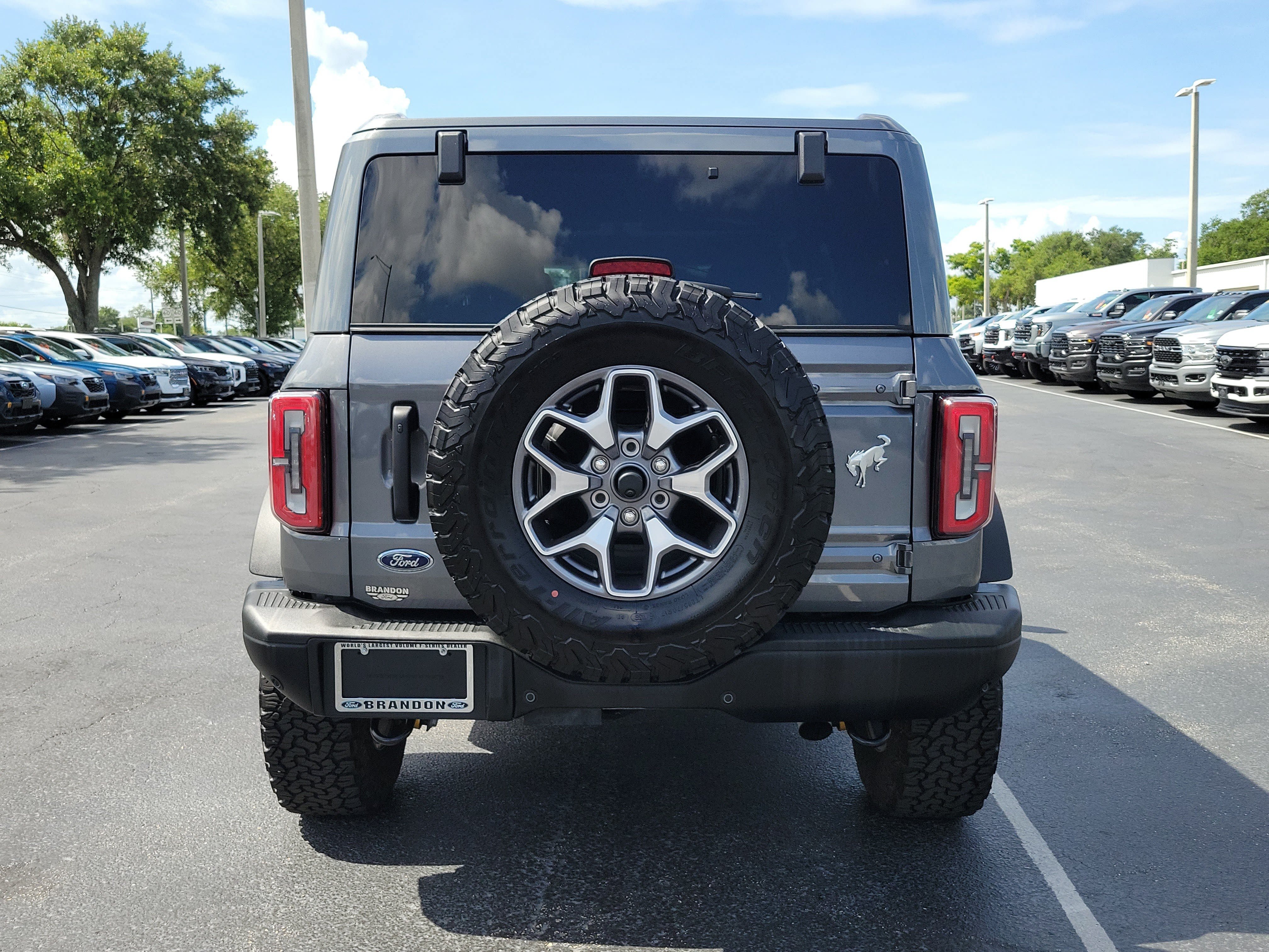 Certified 2025 Ford Bronco Badlands AWD/4WD image 8
