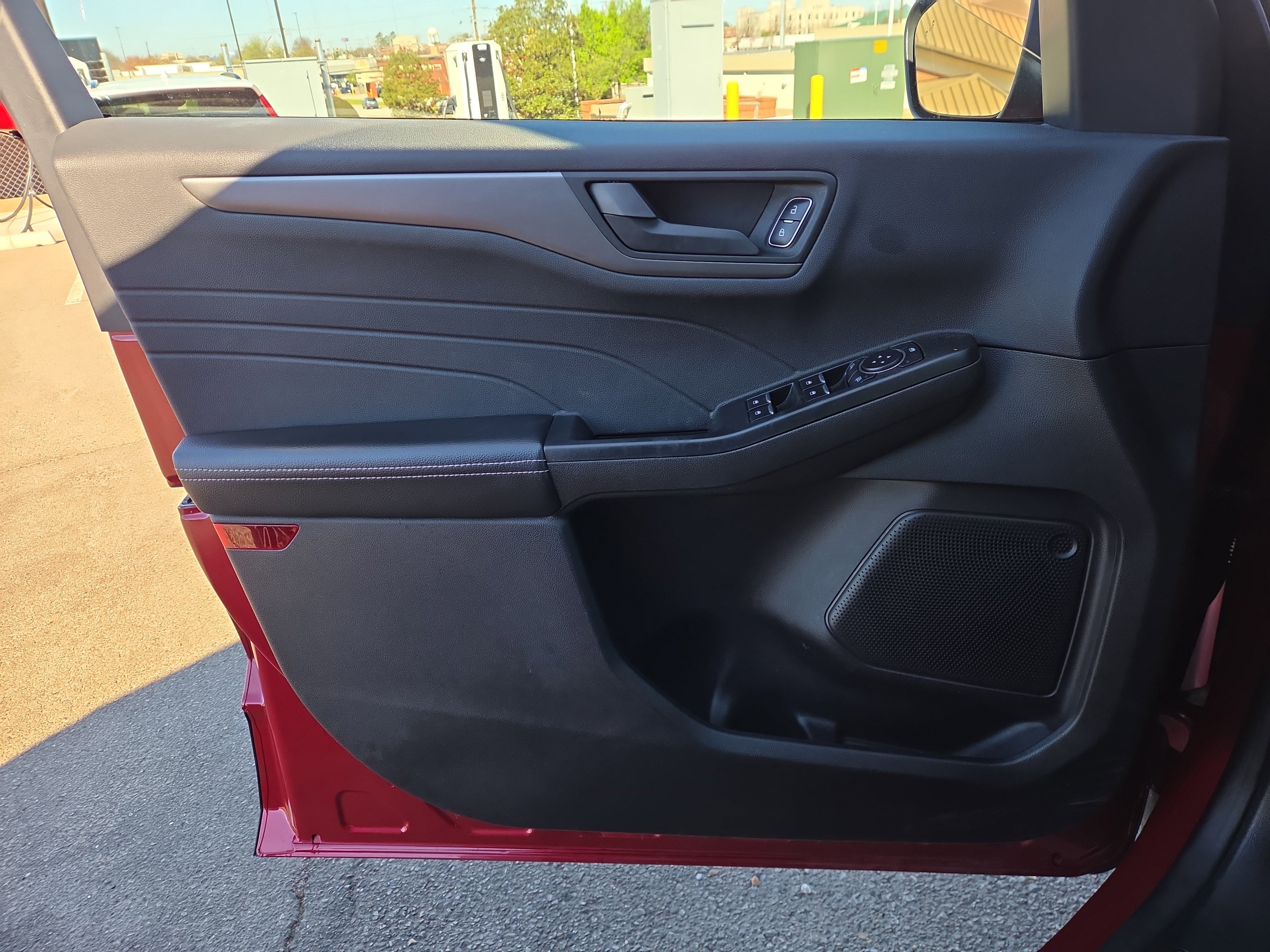 Certified 2023 Ford Escape Active w/ Tech Pack #1 AWD/4WD image 17