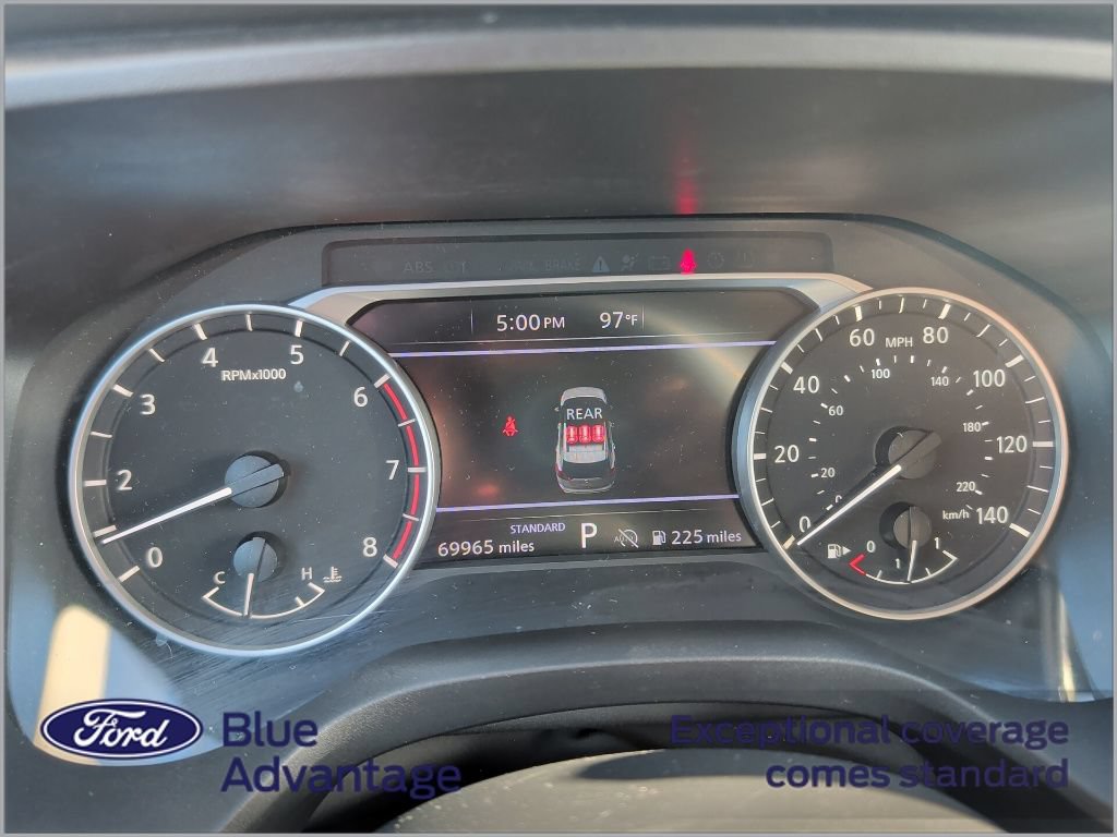 Used 2024 Nissan Rogue SV FWD image 11