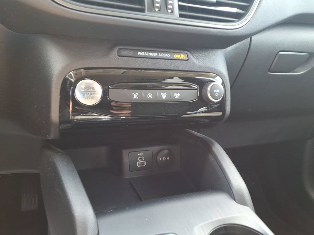 Certified 2024 Ford Escape Active w/ Tech Pack #1 AWD/4WD image 23