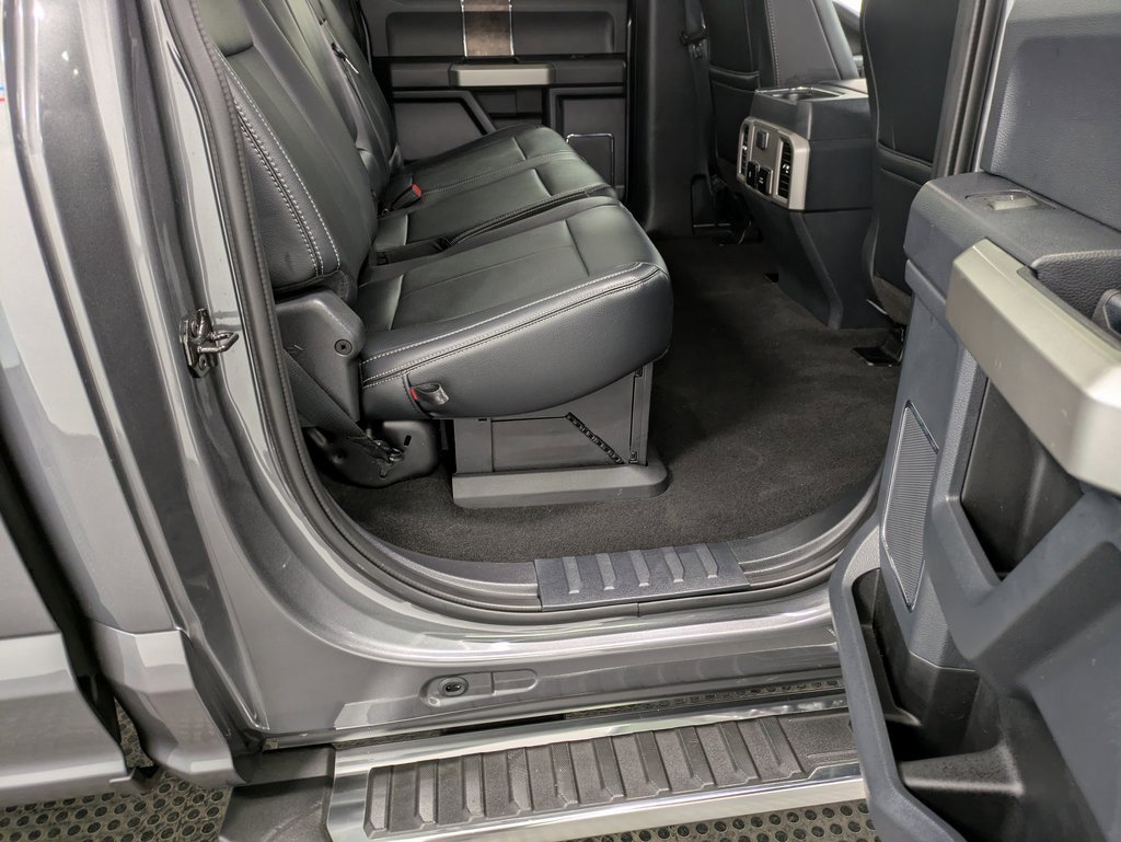 Certified 2022 Ford F250 Lariat w/ Chrome Package image 26