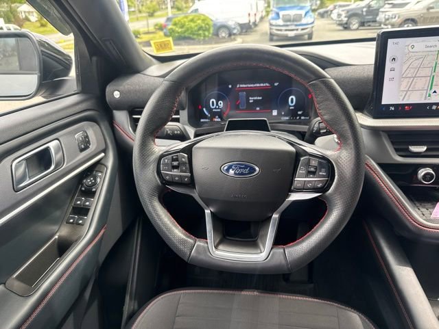 Certified 2025 Ford Explorer ST-Line w/ Premium Package AWD/4WD image 21