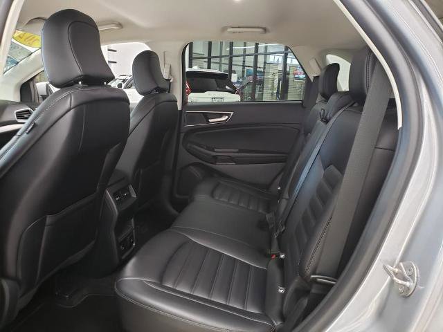 Certified 2024 Ford Edge SEL w/ Convenience Package AWD/4WD image 15