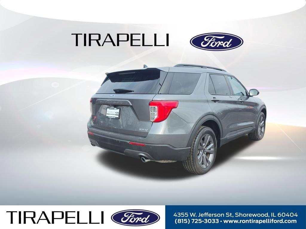 Certified 2023 Ford Explorer XLT w/ Equipment Group 202A AWD/4WD image 9