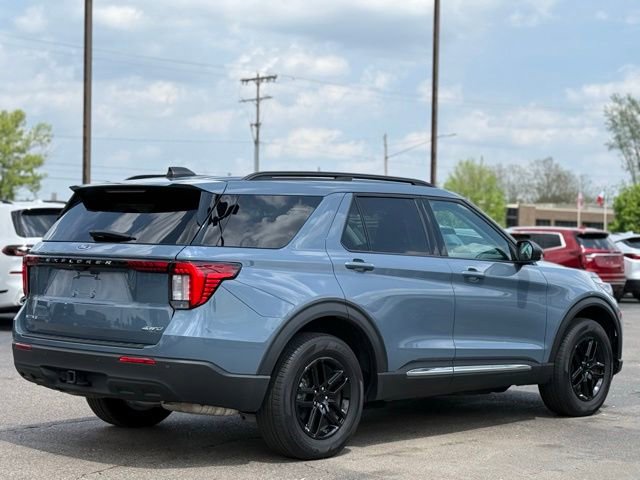 Certified 2025 Ford Explorer Active AWD/4WD image 41