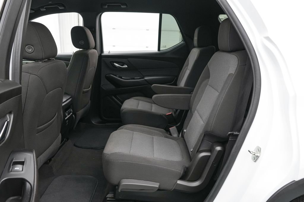 Used 2023 Chevrolet Traverse LT image 18