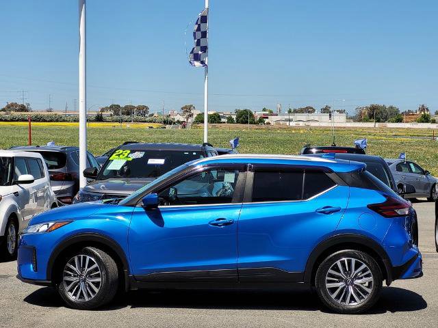 Used 2023 Nissan Kicks SV FWD image 7