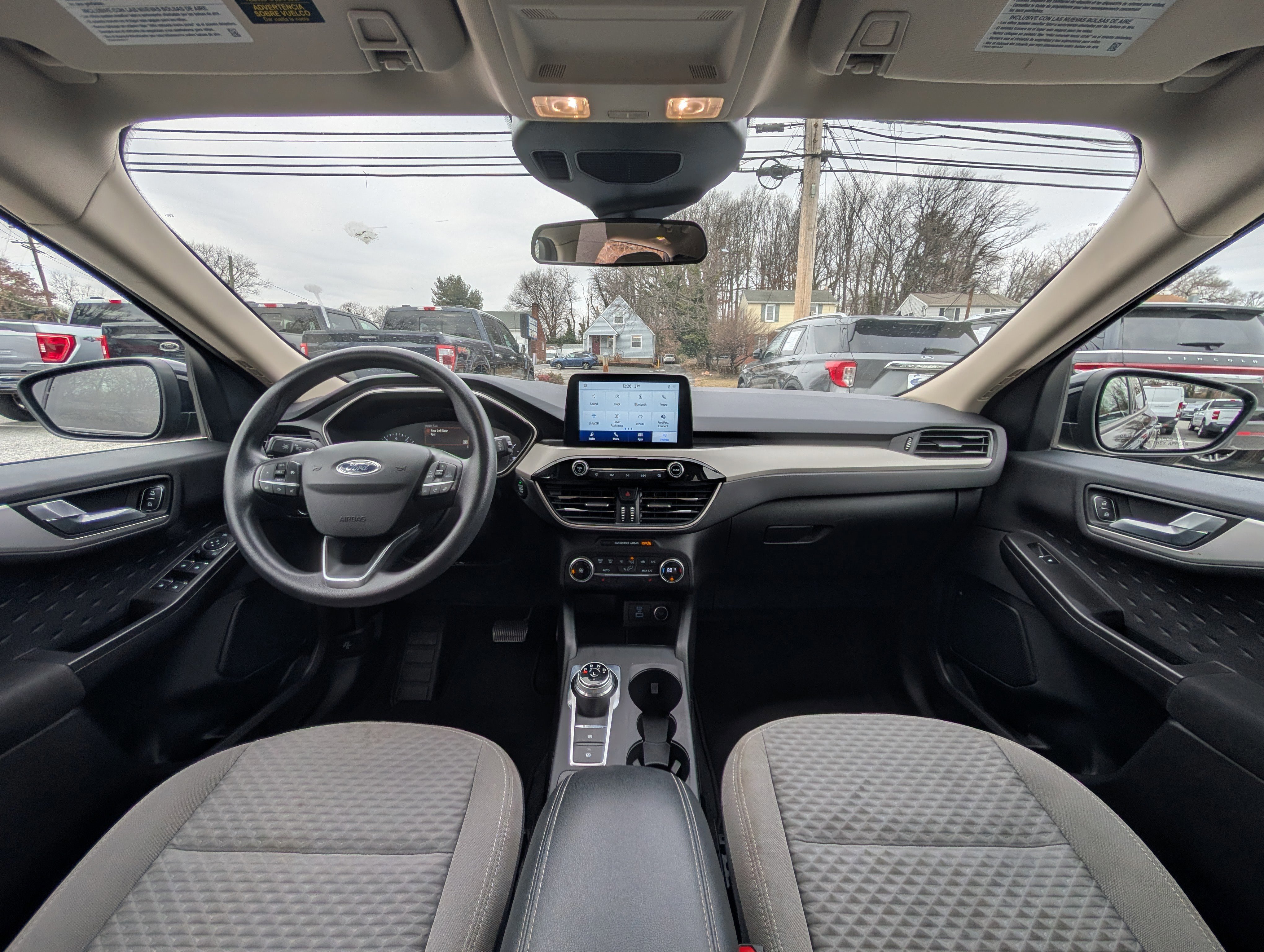 Certified 2020 Ford Escape SE image 18