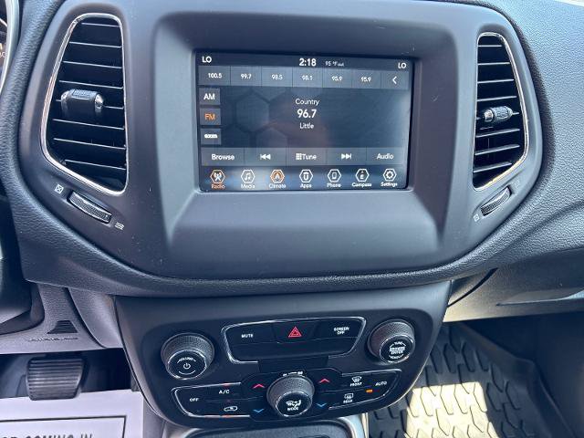 Used 2018 Jeep Compass Latitude w/ Popular Equipment Group FWD image 11