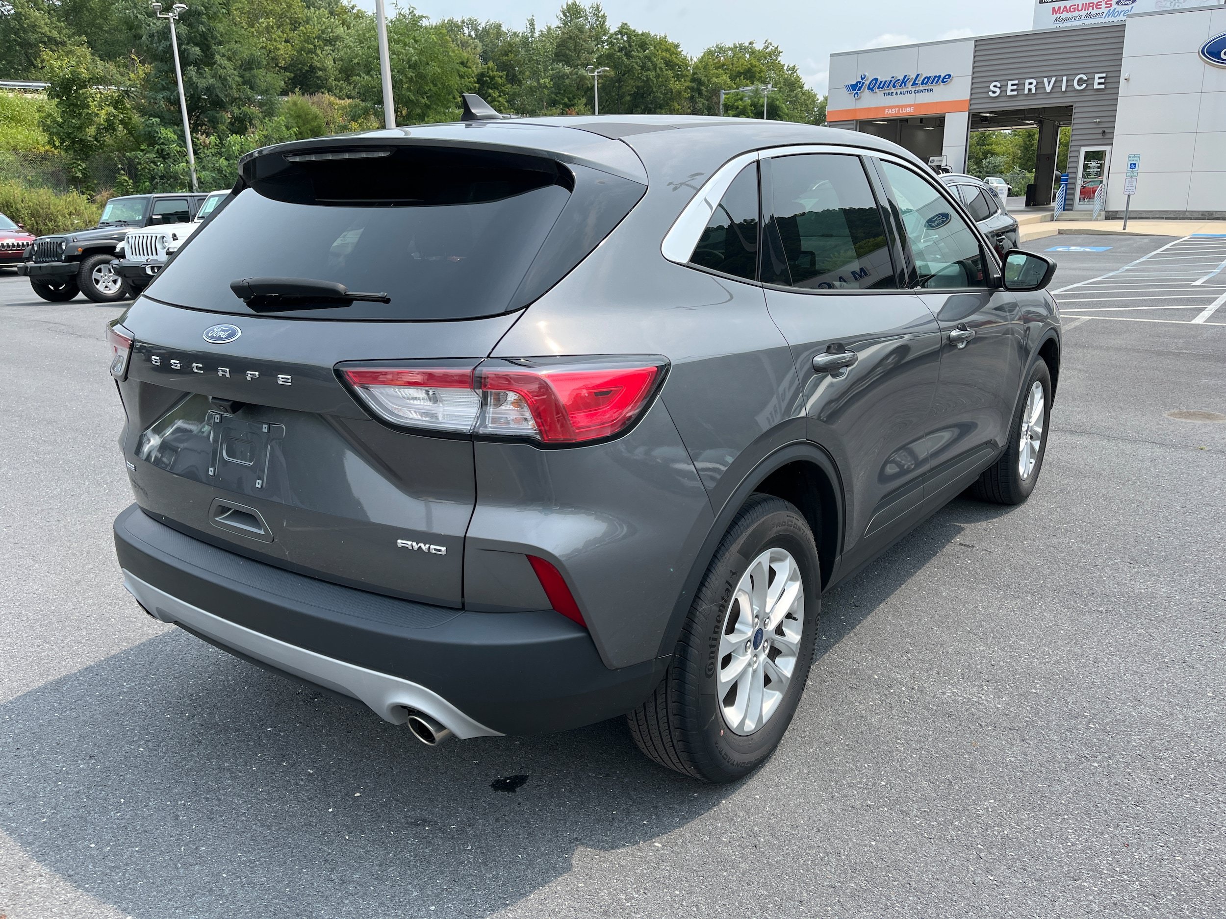 Certified 2022 Ford Escape SE AWD/4WD image 8