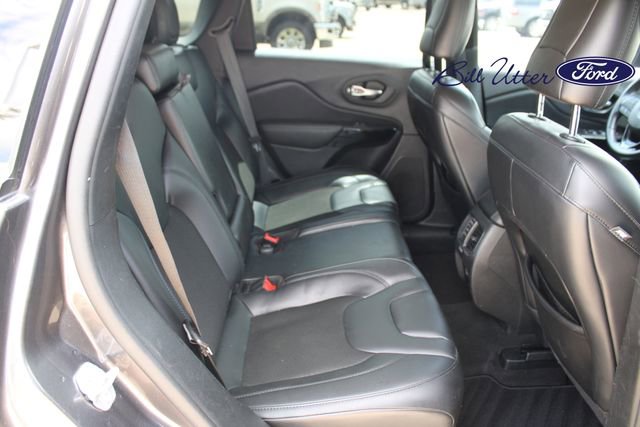 Used 2021 Jeep Cherokee Latitude Plus FWD image 12