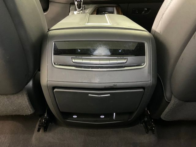 Used 2023 Cadillac Escalade ESV Premium Luxury image 19