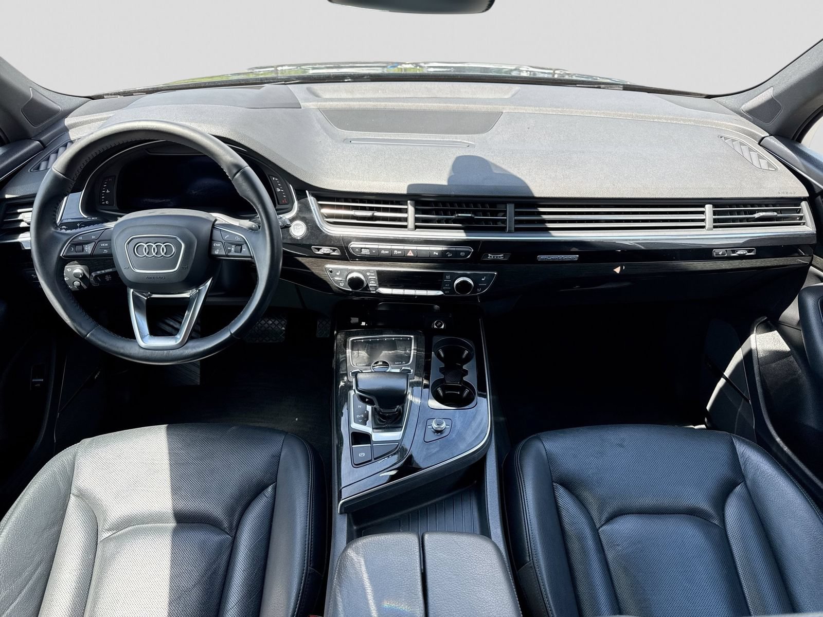 Used 2018 Audi Q7 3.0T Prestige w/ Prestige Package AWD/4WD image 20