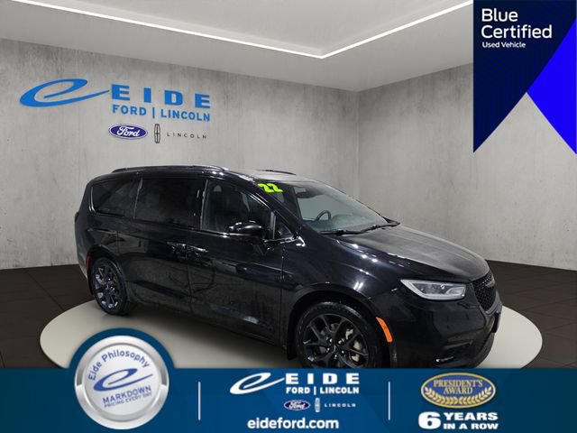 Used 2022 Chrysler Pacifica Touring-L w/ S Appearance Package
