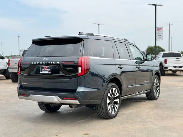 Certified 2025 Ford Expedition Platinum w/ Driver's Package AWD/4WD image 4