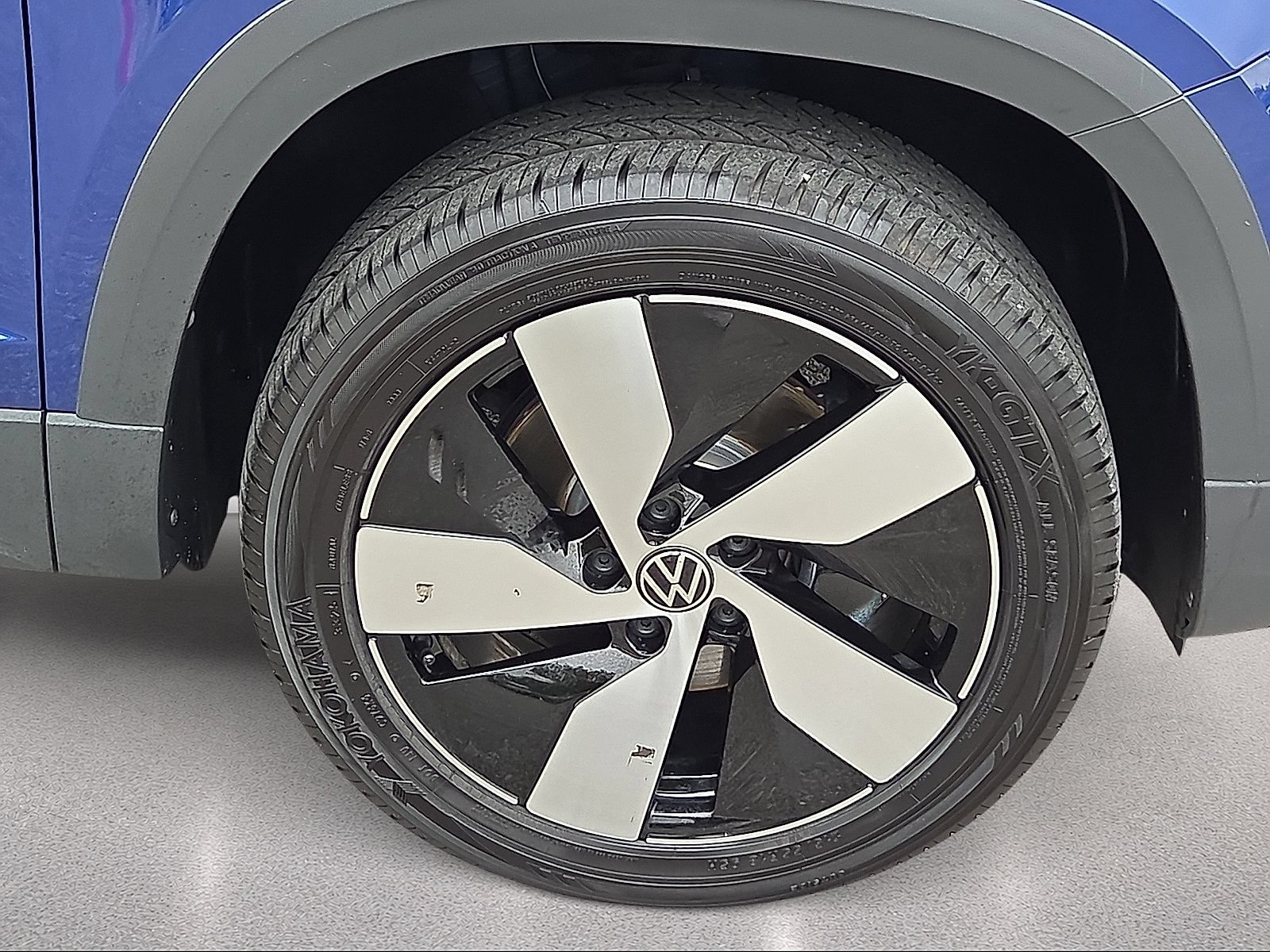 Used 2023 Volkswagen Taos S w/ Driver Assistance Package AWD/4WD image 7