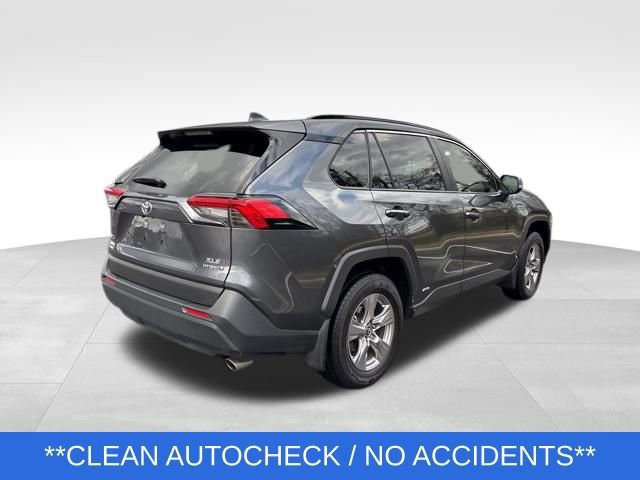 Used 2023 Toyota RAV4 XLE image 4
