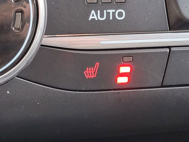 Certified 2020 Ford Escape SE image 6