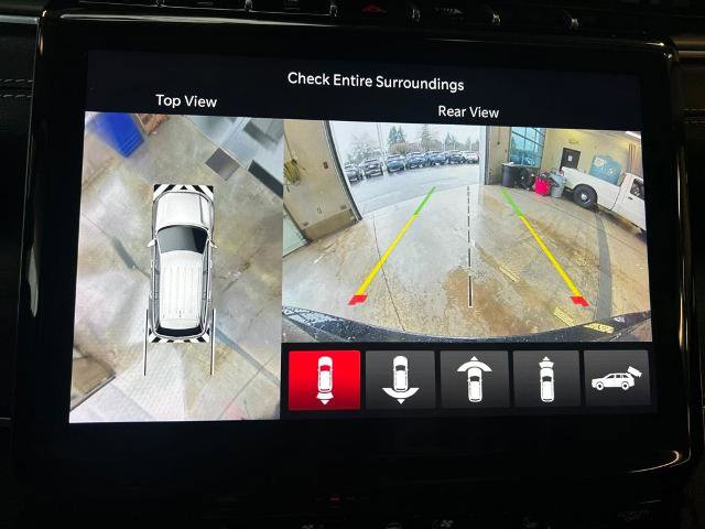 Used 2023 Jeep Grand Cherokee Limited w/ Luxury Tech Group II image 30