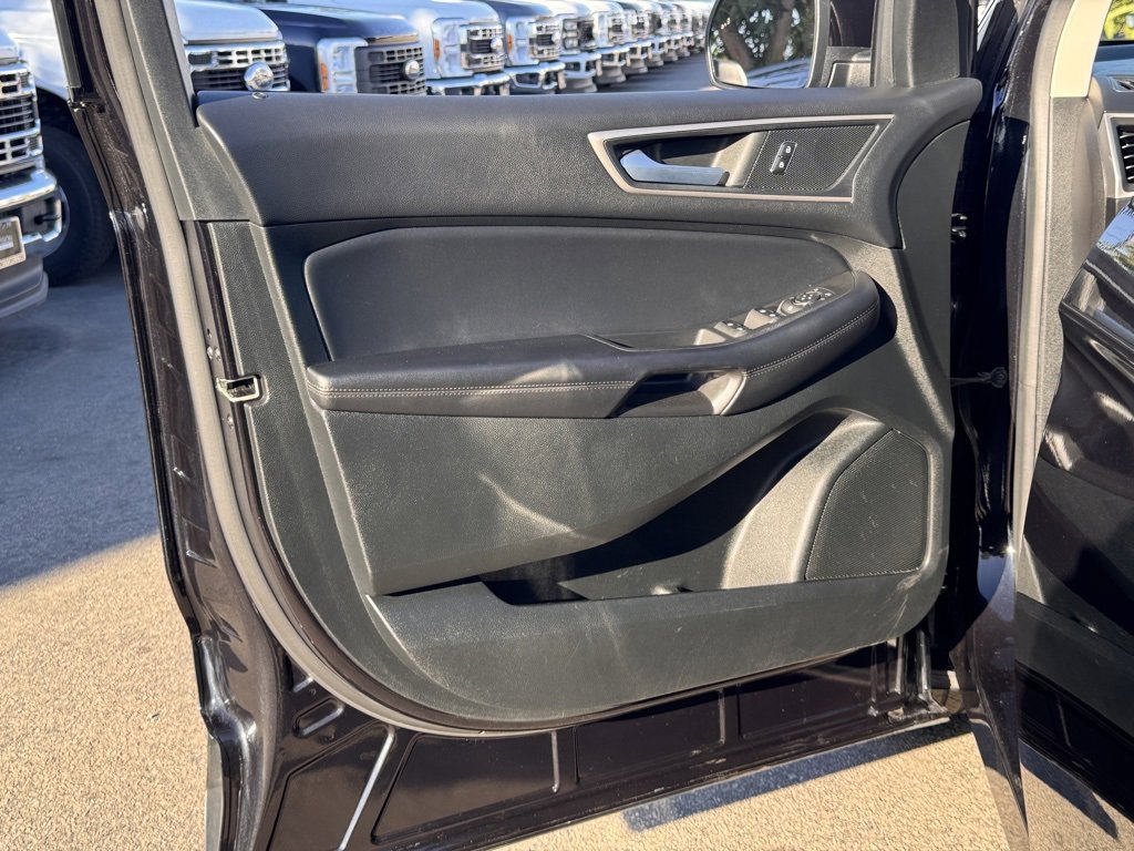Certified 2022 Ford Edge SEL w/ Convenience Package image 16