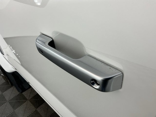 Certified 2026 Ford F450 Platinum w/ Platinum Plus Package AWD/4WD image 14