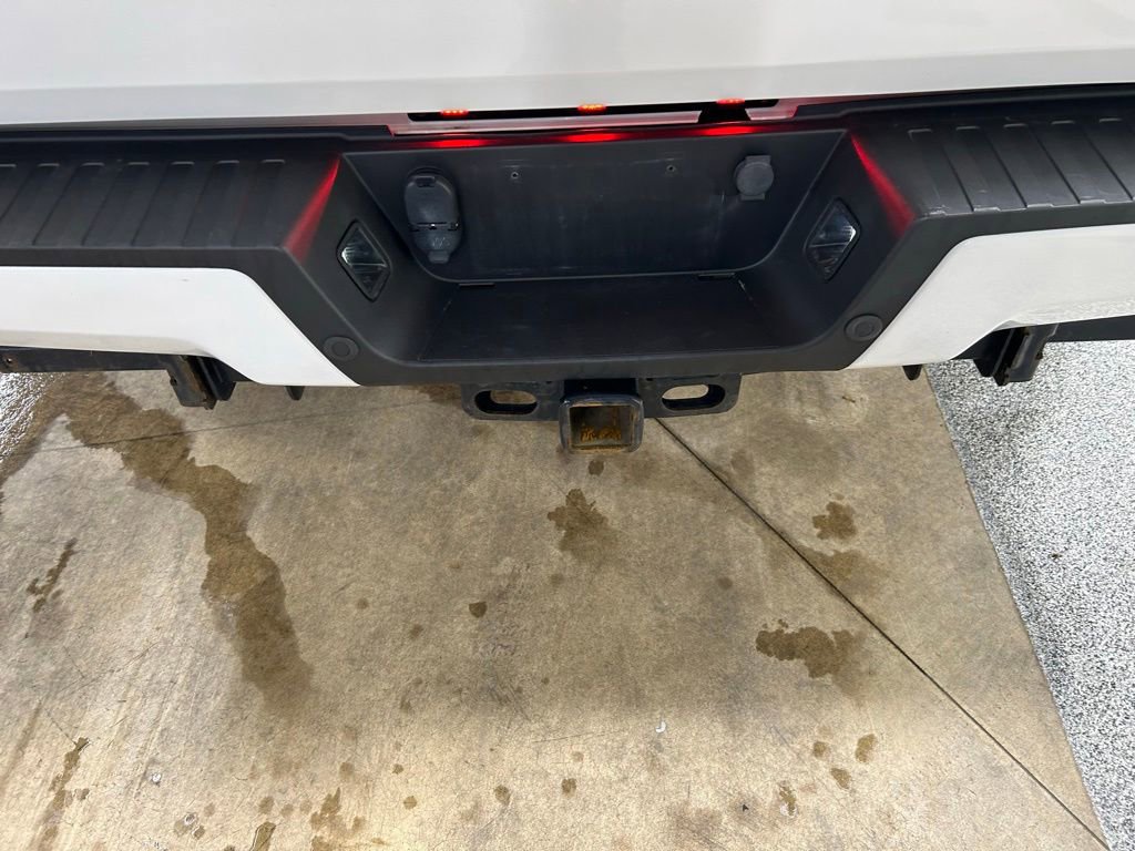 Certified 2022 Ford F450 Platinum w/ FX4 Off-Road Package AWD/4WD image 36