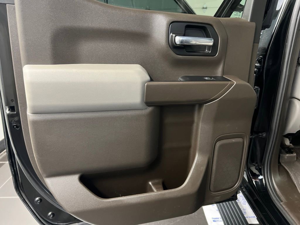 Used 2021 Chevrolet Silverado 1500 LT w/ Safety Package II AWD/4WD image 32